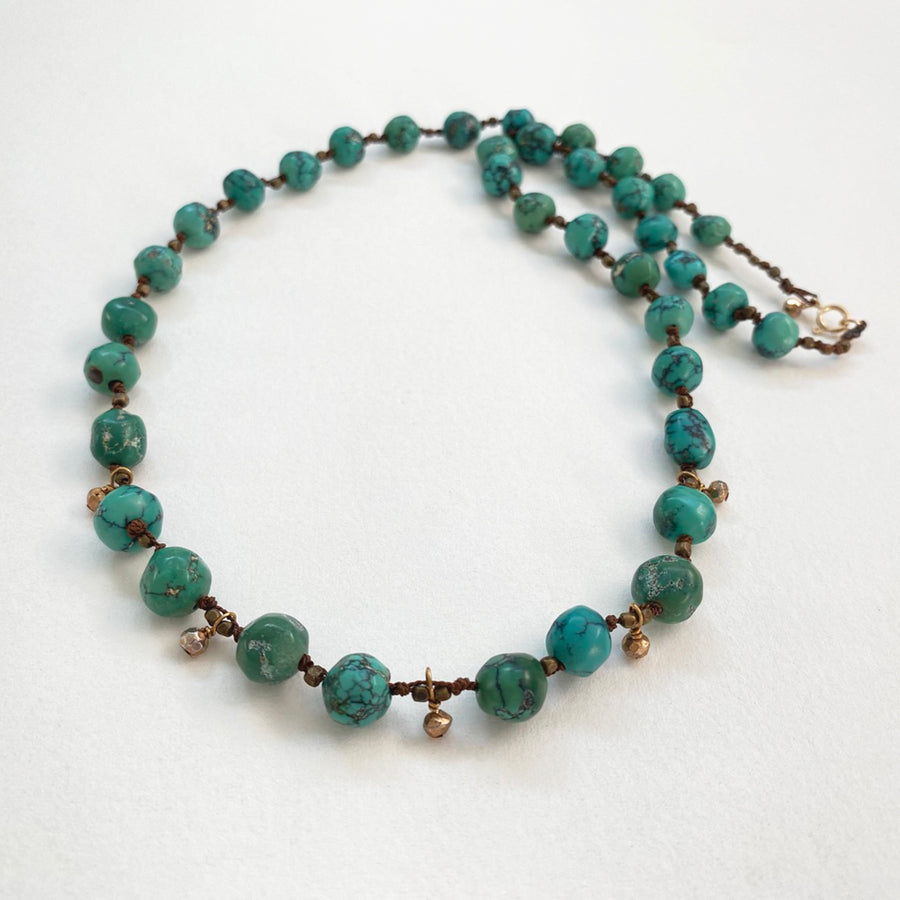 Hand-knotted turquoise necklace (096_TUR_006j)