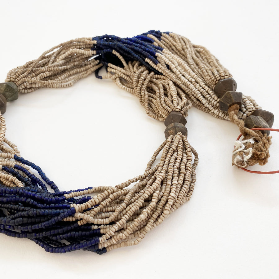 Multi-strand glass beaded necklace (103_IND_007j)