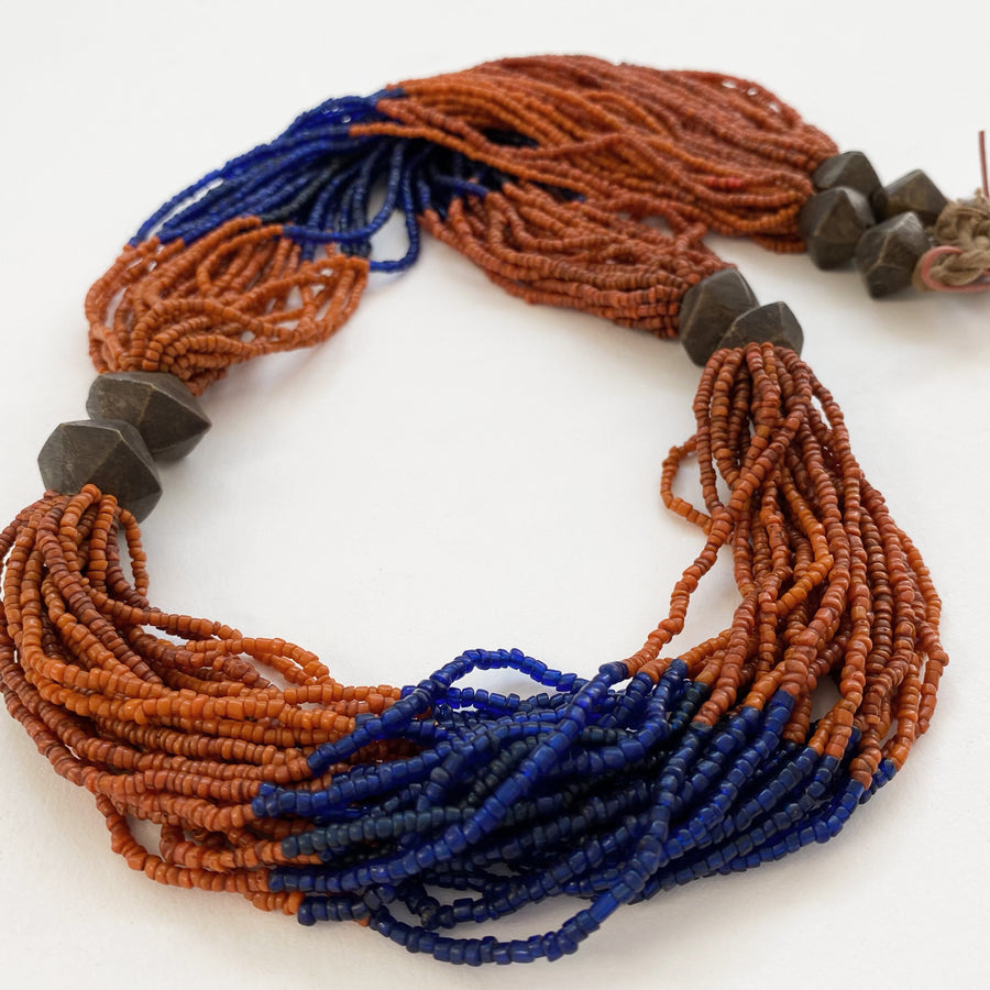 Multi-strand glass beaded necklace (103_IND_008j)