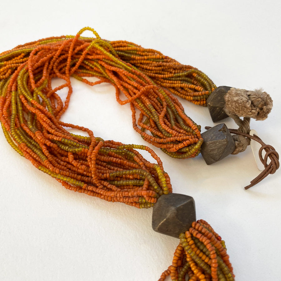 Multi-strand glass beaded necklace (106_IND_012j)