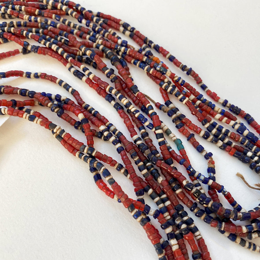 Multi-strand glass seed bead necklace (106_IND_019j)