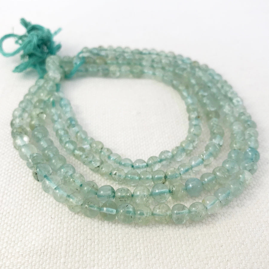 Aquamarine Round Bead Strand (AQU_007)