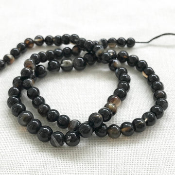 Black Agate Round Bead Strand (BLA_003)