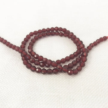 Garnet Faceted Round Bead Strand (GAR_029)