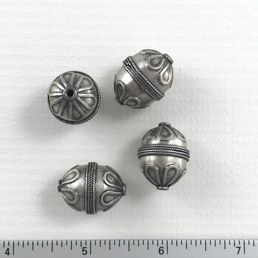 Silver  Oval Bead (INS_014)