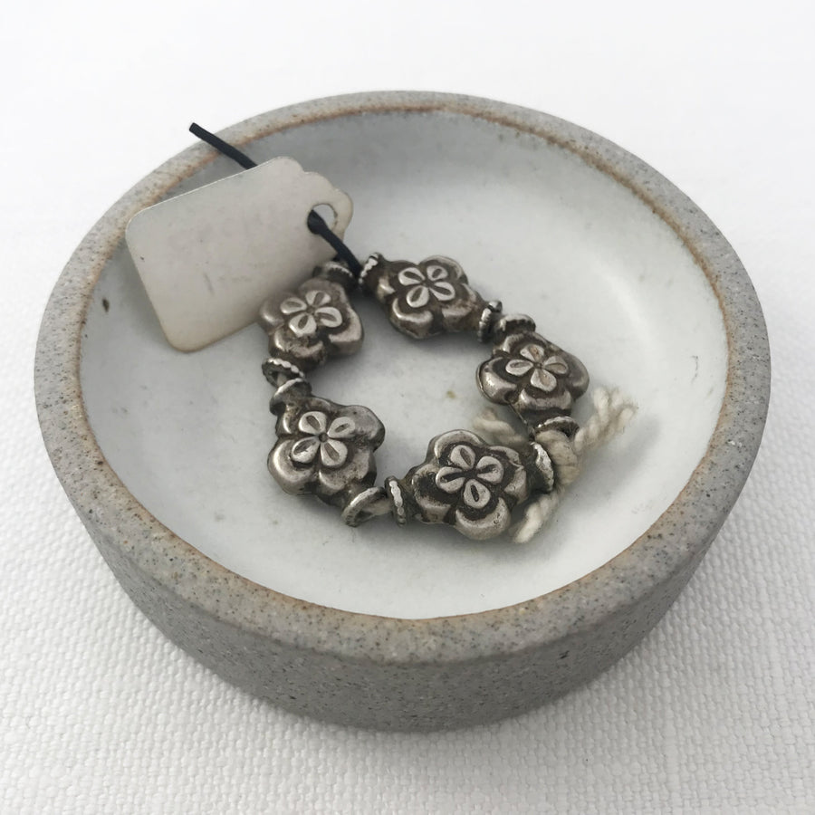 Silver  Clover Bead (INS_032)