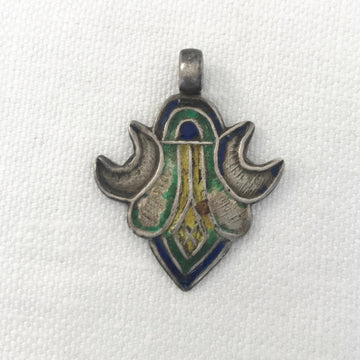 Silver  Arrowhead Pendant (INS_117)