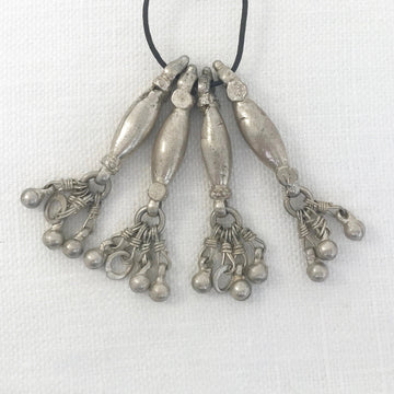 Silver  Oval Pendant (INS_118)