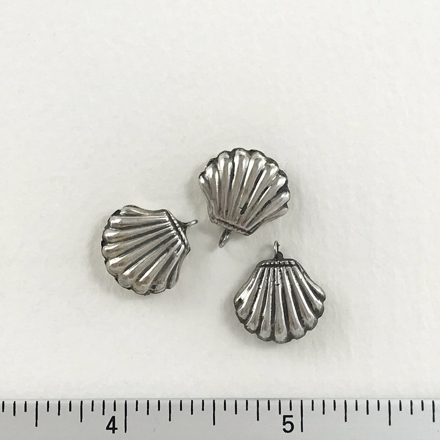 Silver  Shell Pendant (INS_144)