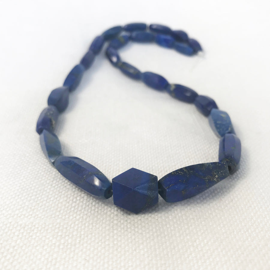 Lapis Faceted Oval Graduated Bead Strand (LAP_018)