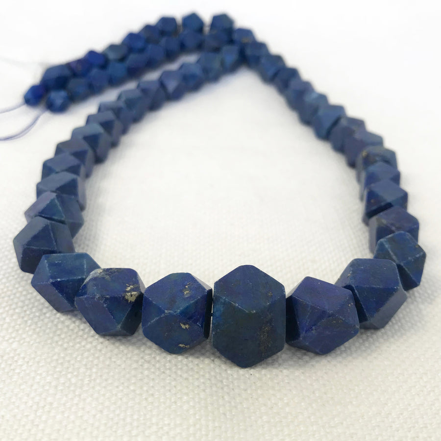 Lapis Graduated Strand of Cubes with Faceted Corners (LAP_021)