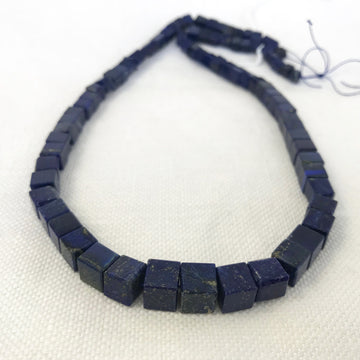 Lapis Cube Graduated Bead Strand (LAP_023)