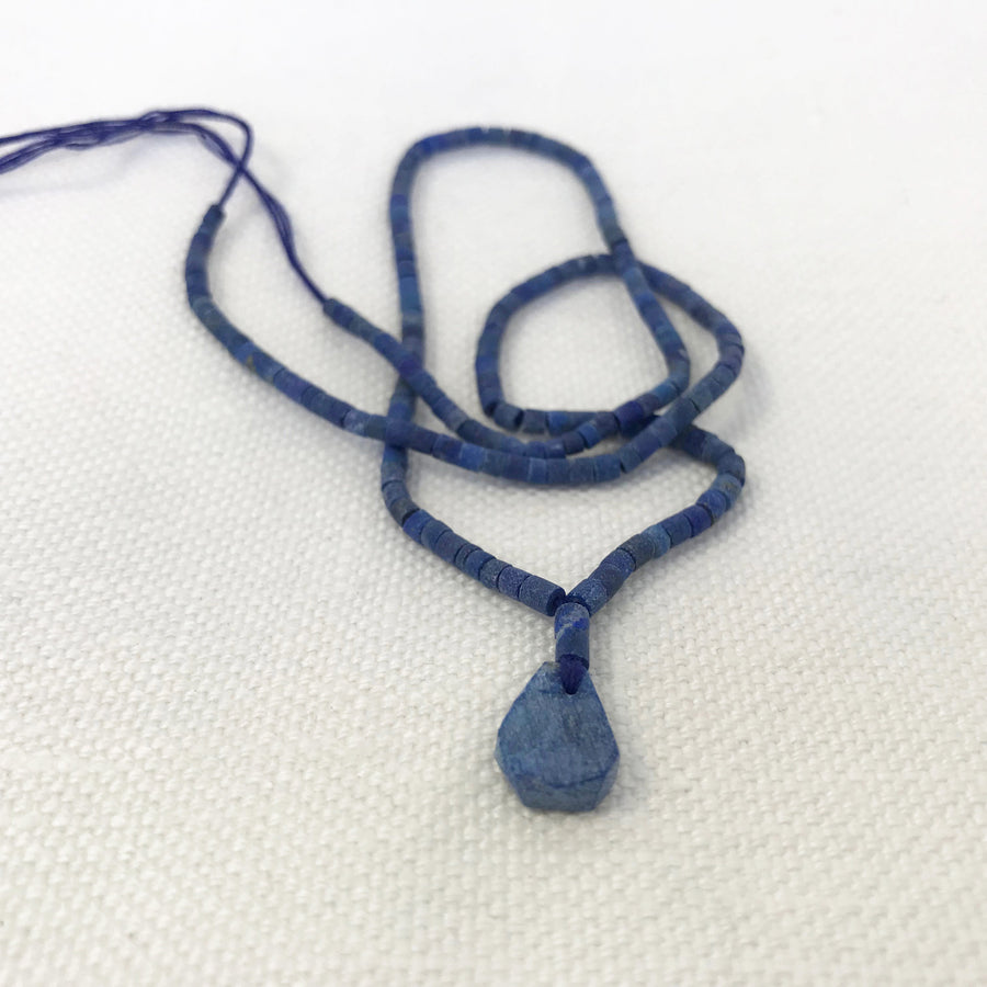 Lapis Smooth, Matte Heishi With Flat Tear Pendant Bead Strand (LAP_026)