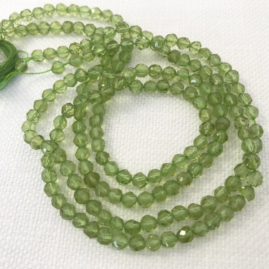 Peridot Faceted Round Bead Strand (PER_005)