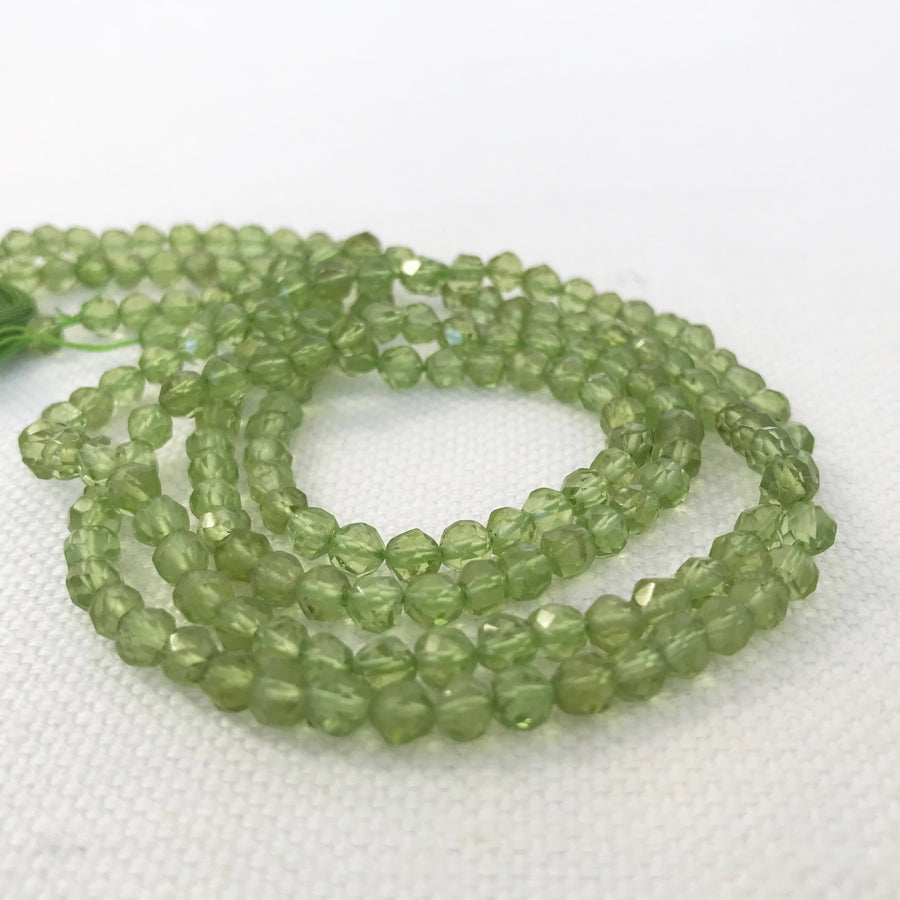 Peridot Faceted Round Bead Strand (PER_005)