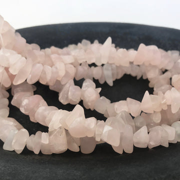 Rose Quartz Chip Bead Strand (ROQ_022)