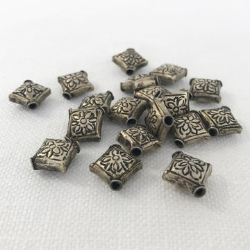 Thai Silver Hammered Square Bead (THS_040)